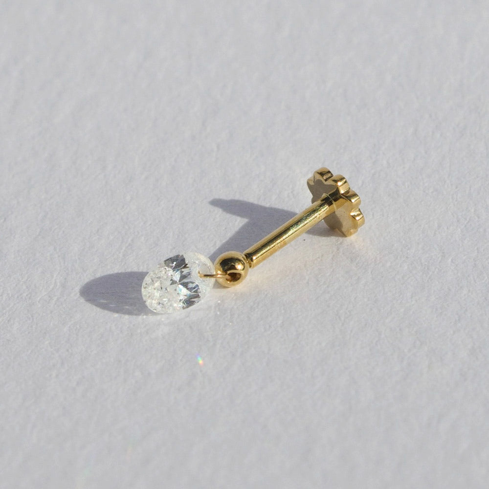 Victoria – 14K Solid Gold Floating Oval Drilled Labret Stud Earring